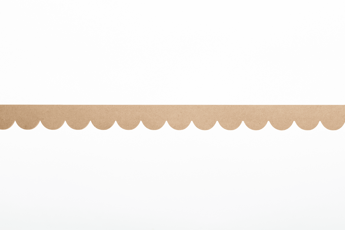 Louli - Scalloped Architrave