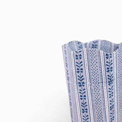 BLOCK PRINTED SCALLOPED PEN POT- HARBOR BLUE FLORAL STRIPE