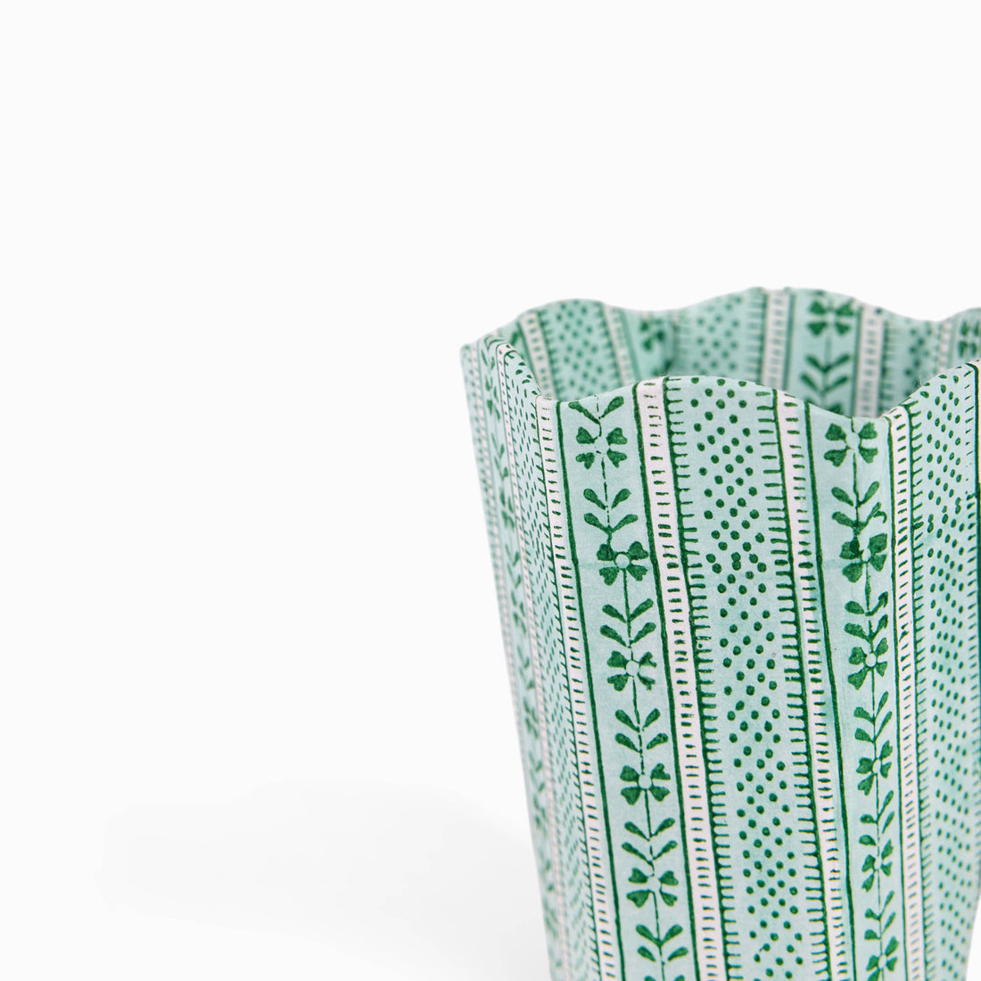 BLOCK PRINTED SCALLOPED PEN POT- CELADON GREEN FLORAL STRIPE